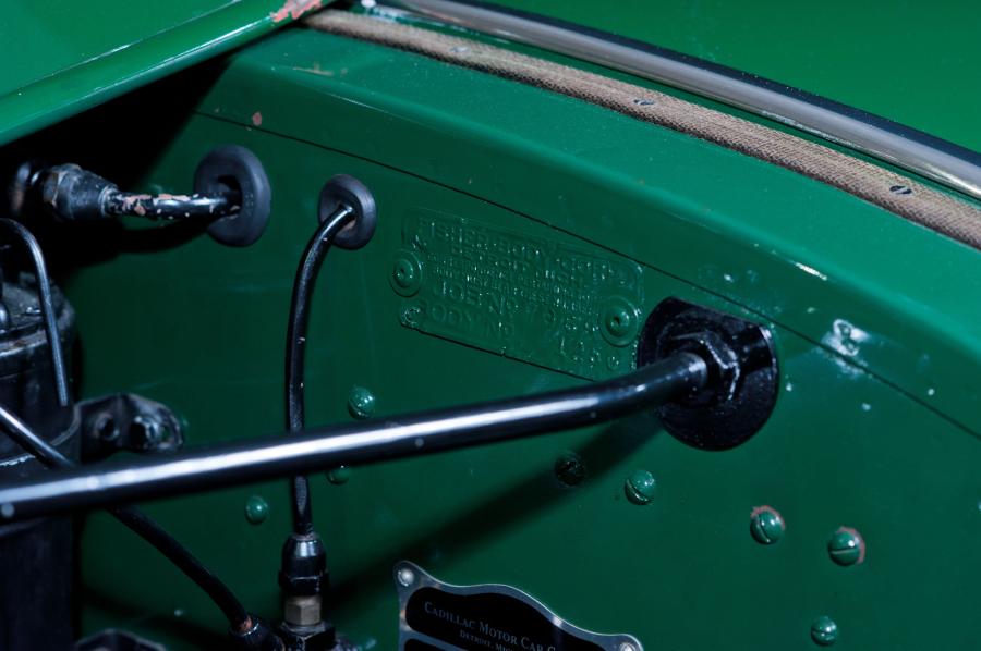  Cadillac Town Sedan V8 Al Capone Car 1928 года  (фото 22 из 54)